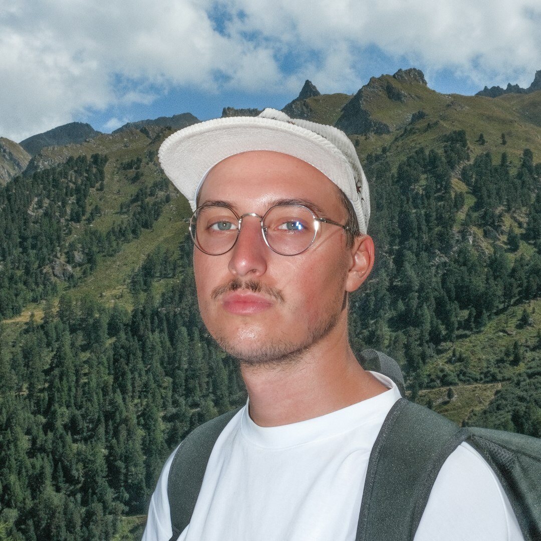 Portrait of a Swiss man in his fifties, television historian and journalist